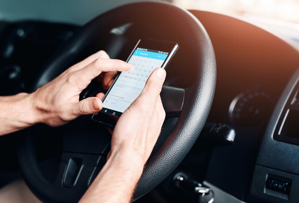 New Driver Habits: How Technology Is Changing Modern Driving Styles